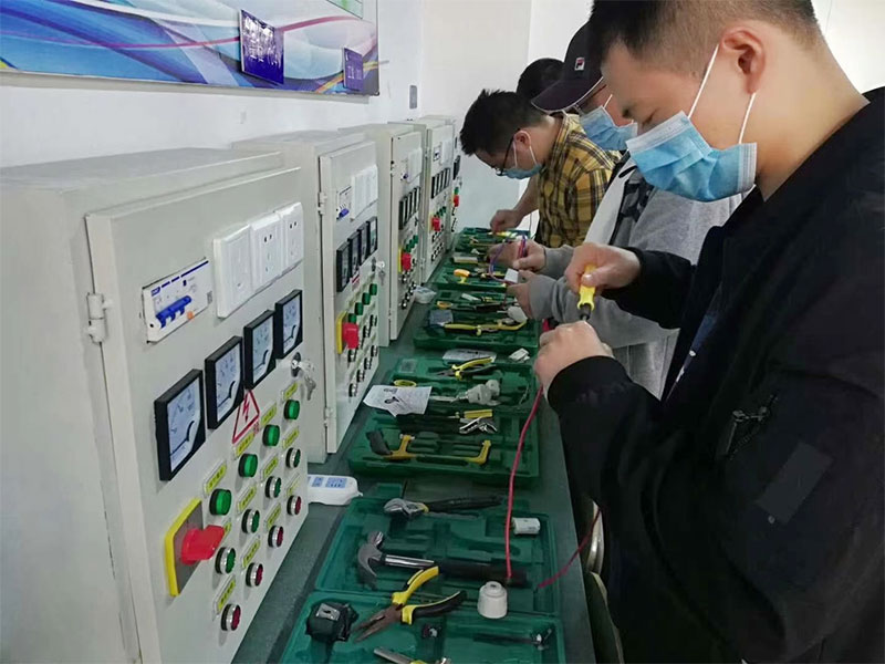 ��ο�늹������C�������Ͳ��E��ʲô��