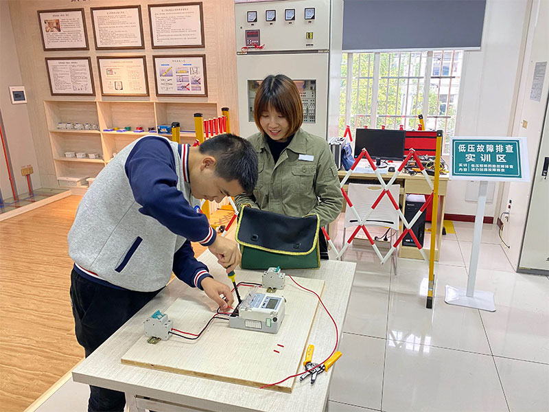 電工證怎么考去哪里考(點擊查看詳細報考攻略) 電工證怎么考去哪里考(點擊查看詳細報考攻略)