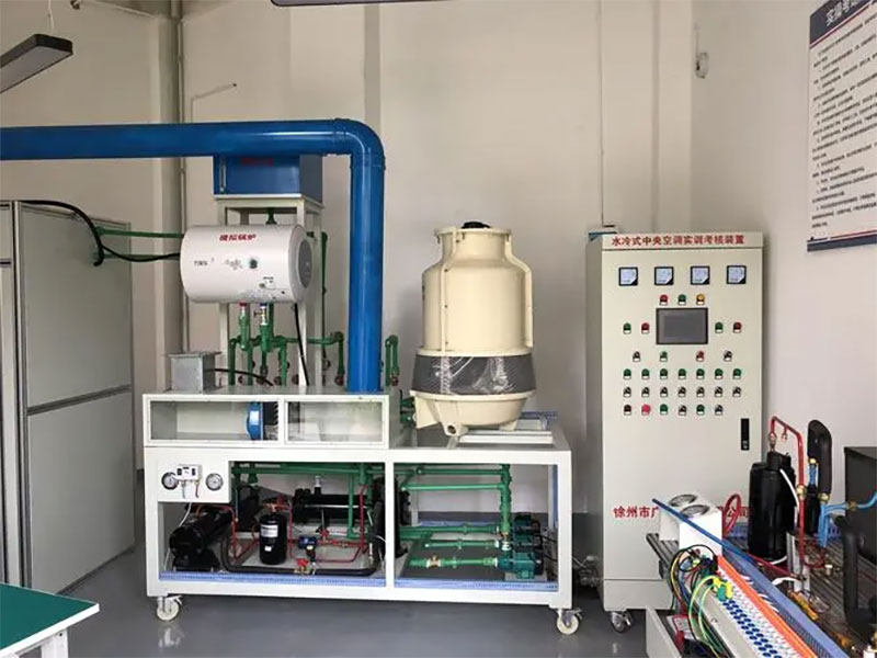 �����c���{���I�C�������Y��