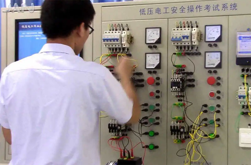 �͉�늹��C���Ŀ��ԏ͌����͌��M���Ƕ��٣����w��������Щ��